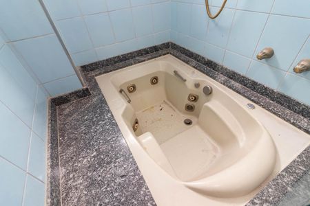 Apartamento para alugar com 148m², 3 quartos e 3 vagasBanheiro da Suíte 2