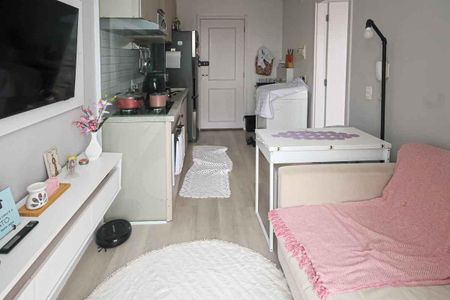 Apartamento à venda com 28m², 1 quarto e sem vaga Apartamento à venda com 28m², 1 quarto e sem vagaSala
