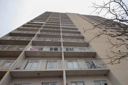 Apartamento à venda com 28m², 1 quarto e sem vaga Apartamento à venda com 28m², 1 quarto e sem vagaFachada