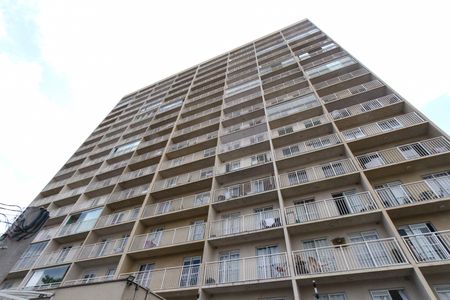 Apartamento à venda com 28m², 1 quarto e sem vaga Apartamento à venda com 28m², 1 quarto e sem vagaFachada