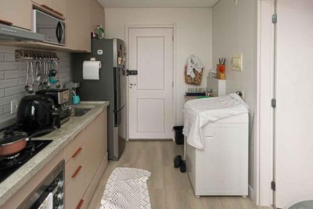 Apartamento à venda com 28m², 1 quarto e sem vaga Apartamento à venda com 28m², 1 quarto e sem vagaCozinha e Área de Serviço