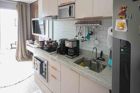 Apartamento à venda com 28m², 1 quarto e sem vaga Apartamento à venda com 28m², 1 quarto e sem vagaCozinha e Área de Serviço