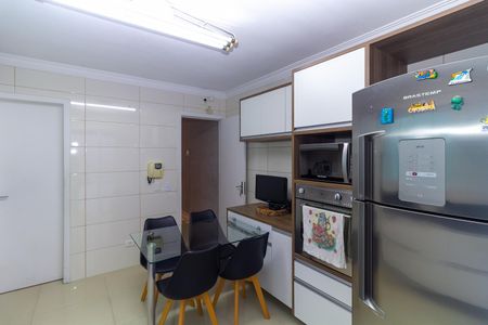 Casa para alugar com 250m², 3 quartos e 4 vagas Casa para alugar com 250m², 3 quartos e 4 vagasCozinhaes