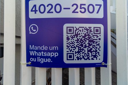 Casa para alugar com 250m², 3 quartos e 4 vagas Casa para alugar com 250m², 3 quartos e 4 vagasPlaca