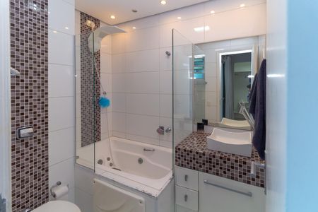 Casa para alugar com 250m², 3 quartos e 4 vagas Casa para alugar com 250m², 3 quartos e 4 vagasBanheiro da Suíte