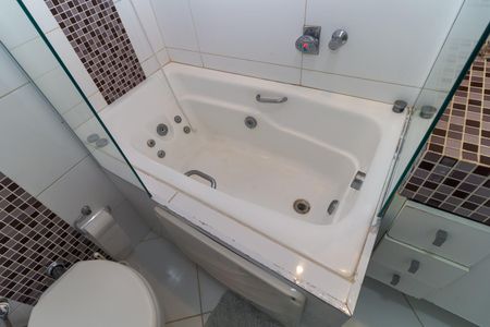 Casa para alugar com 250m², 3 quartos e 4 vagas Casa para alugar com 250m², 3 quartos e 4 vagasBanheiro da Suíte