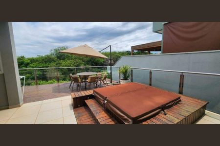 Casa à venda com 275m², 3 quartos e 4 vagas