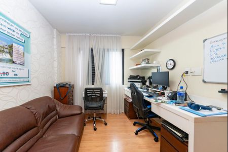 Apartamento à venda com 103m², 3 quartos e 2 vagasQuarto 2
