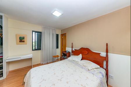 Apartamento à venda com 103m², 3 quartos e 2 vagasSuíte