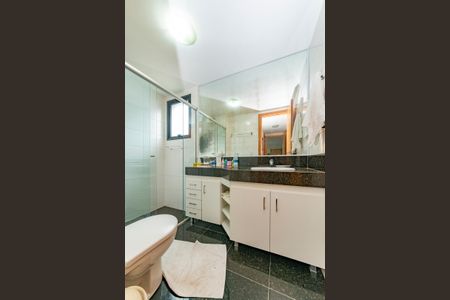 Apartamento à venda com 103m², 3 quartos e 2 vagasBanheiro Social