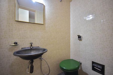 Apartamento à venda com 90m², 2 quartos e sem vaga Apartamento à venda com 90m², 2 quartos e sem vagaBanheiro