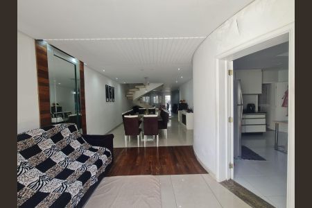 Casa à venda com 585m², 4 quartos e 4 vagasSala de Jantar