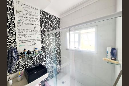 Casa à venda com 585m², 4 quartos e 4 vagasBanheiro da Suíte 3