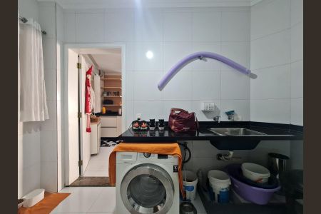 Casa à venda com 585m², 4 quartos e 4 vagasÁrea de Serviço