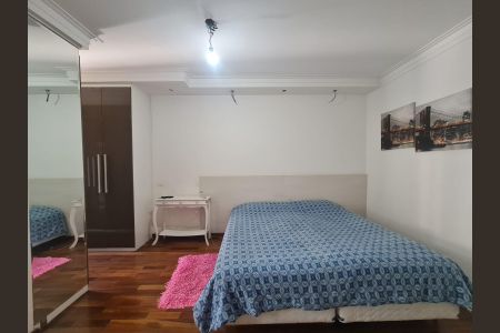 Casa à venda com 585m², 4 quartos e 4 vagasSuíte 4