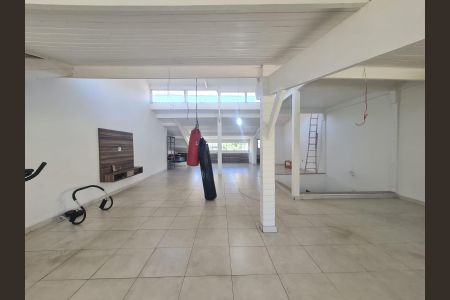 Casa à venda com 585m², 4 quartos e 4 vagasSótão