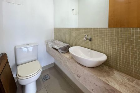 Apartamento à venda com 105m², 3 quartos e 3 vagas Apartamento à venda com 105m², 3 quartos e 3 vagasLavabo