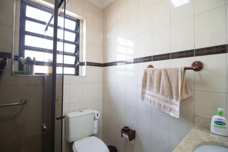 Casa à venda com 120m², 3 quartos e 2 vagas Casa à venda com 120m², 3 quartos e 2 vagasBanheiro