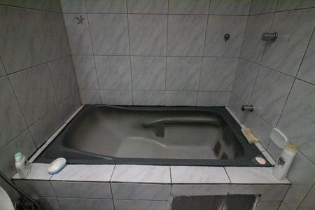 Casa à venda com 111m², 3 quartos e 1 vagaBanheiro