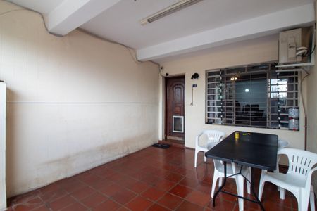 Casa à venda com 111m², 3 quartos e 1 vagaGaragem