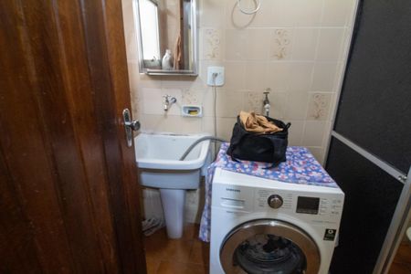 Casa à venda com 111m², 3 quartos e 1 vagaBanheiro de Serviço