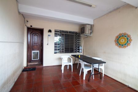 Casa à venda com 111m², 3 quartos e 1 vagaGaragem