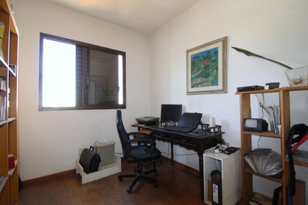 Apartamento à venda com 93m², 3 quartos e 2 vagasQuarto 2/Escritório