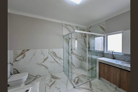 Casa à venda com 430m², 4 quartos e 6 vagas Casa à venda com 430m², 4 quartos e 6 vagasBanheiro Suíte 1