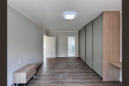 Casa à venda com 430m², 4 quartos e 6 vagas Casa à venda com 430m², 4 quartos e 6 vagasSuíte 1