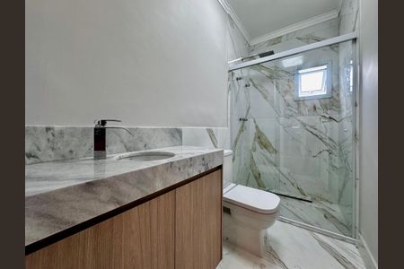 Casa à venda com 430m², 4 quartos e 6 vagas Casa à venda com 430m², 4 quartos e 6 vagasBanheiro Suíte 3