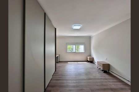 Casa à venda com 430m², 4 quartos e 6 vagas Casa à venda com 430m², 4 quartos e 6 vagasSuíte 1