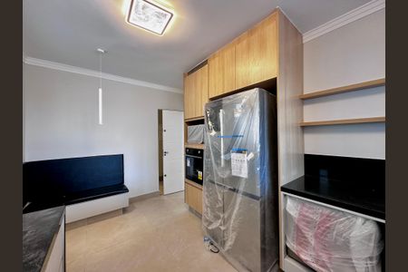 Casa à venda com 430m², 4 quartos e 6 vagas Casa à venda com 430m², 4 quartos e 6 vagasCozinha