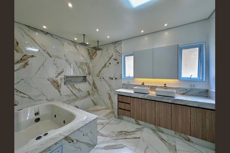 Casa à venda com 430m², 4 quartos e 6 vagas Casa à venda com 430m², 4 quartos e 6 vagasBanheiro Suíte 4