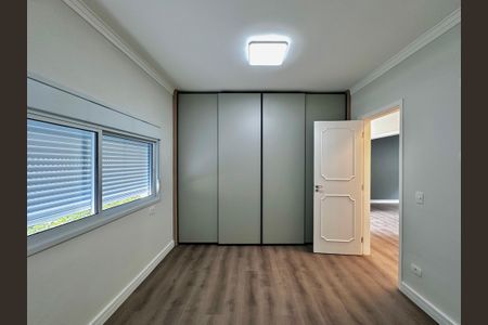 Casa à venda com 430m², 4 quartos e 6 vagas Casa à venda com 430m², 4 quartos e 6 vagasSuíte 2