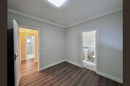 Casa à venda com 430m², 4 quartos e 6 vagas Casa à venda com 430m², 4 quartos e 6 vagasSuíte 2