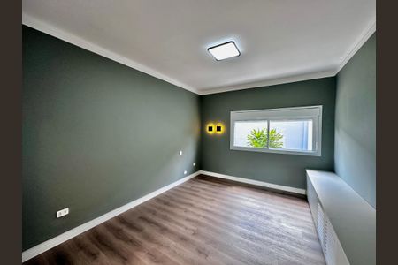 Casa à venda com 430m², 4 quartos e 6 vagas Casa à venda com 430m², 4 quartos e 6 vagasSuíte 1 - Sala Íntima