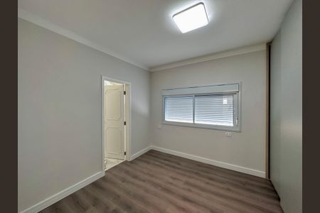 Casa à venda com 430m², 4 quartos e 6 vagas Casa à venda com 430m², 4 quartos e 6 vagasSuíte 2