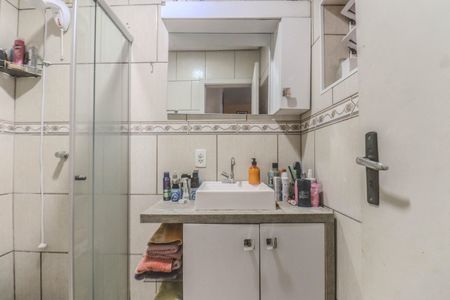 Apartamento à venda com 77m², 3 quartos e sem vagaBanheiro