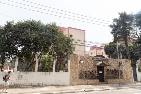 Apartamento à venda com 78m², 2 quartos e 1 vaga Apartamento à venda com 78m², 2 quartos e 1 vagaFachada e portaria