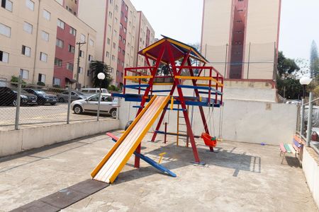 Apartamento à venda com 78m², 2 quartos e 1 vaga Apartamento à venda com 78m², 2 quartos e 1 vagaÁrea comum - Playground