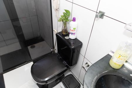 Apartamento à venda com 78m², 2 quartos e 1 vaga Apartamento à venda com 78m², 2 quartos e 1 vagaBanheiro Social