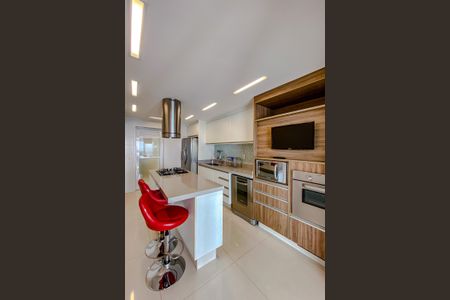 Apartamento à venda com 210m², 4 quartos e 3 vagasCozinha