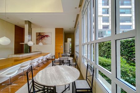 Apartamento à venda com 210m², 4 quartos e 3 vagasÁrea comum