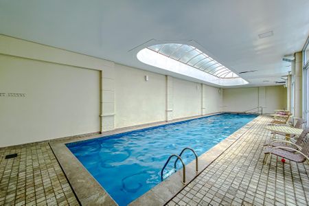 Apartamento à venda com 210m², 4 quartos e 3 vagasÁrea comum - Piscina