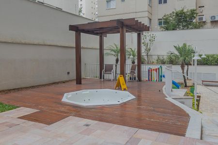Apartamento à venda com 115m², 2 quartos e 2 vagasHidromassagem