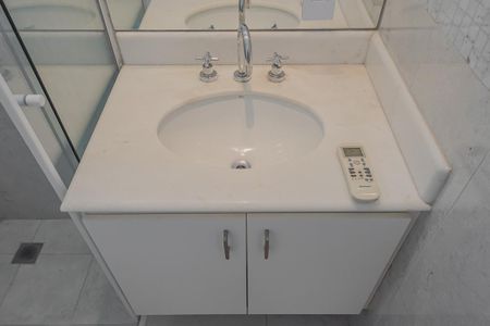 Apartamento à venda com 115m², 2 quartos e 2 vagasBanheiro da Suíte 1