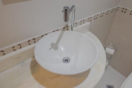 Apartamento à venda com 115m², 2 quartos e 2 vagasLavabo