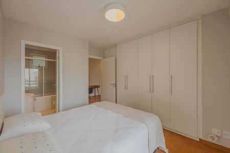 Apartamento à venda com 115m², 2 quartos e 2 vagasSuíte 2