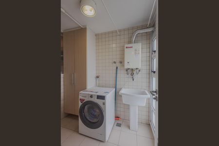 Apartamento à venda com 115m², 2 quartos e 2 vagasÁrea de Serviço