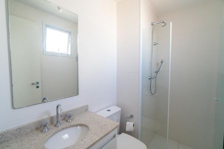 Apartamento à venda com 72m², 2 quartos e 1 vaga Apartamento à venda com 72m², 2 quartos e 1 vagaBanheiro da Suíte 2